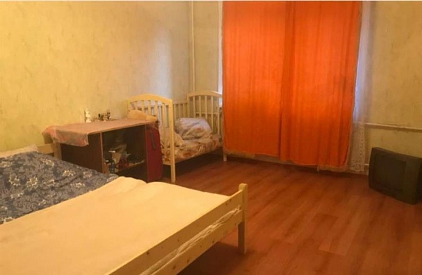 Продается 1-к квартира