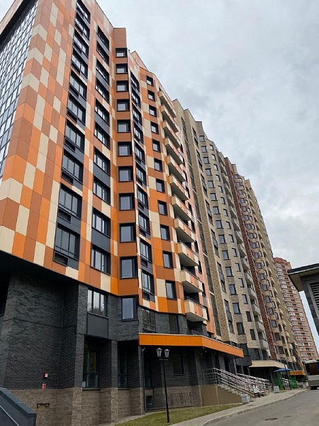 Продается 2-к квартира